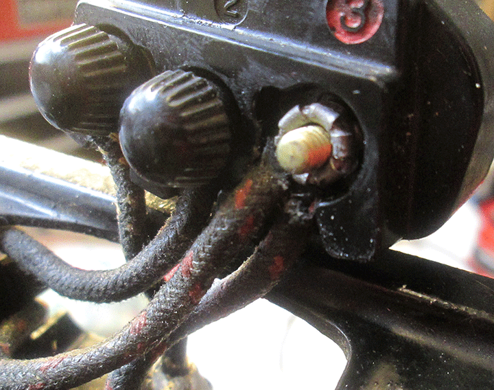 My Sewing Machine Obsession Featherweight motor; Singer