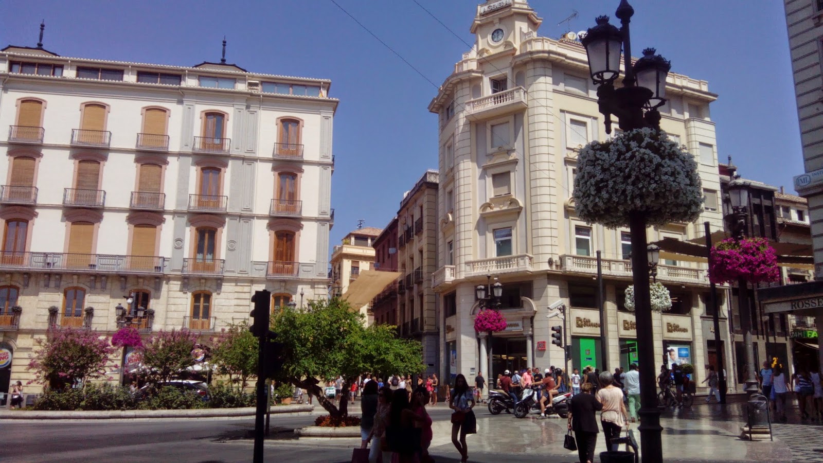 CAMINANDO POR GRANADA PASEO POR EL CENTRO DE GRANADA