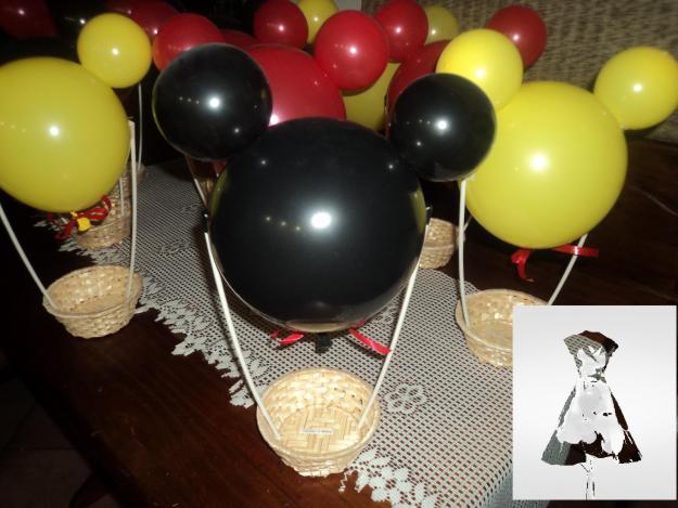 Centro de mesa Mickey Mouse con globos - Imagui