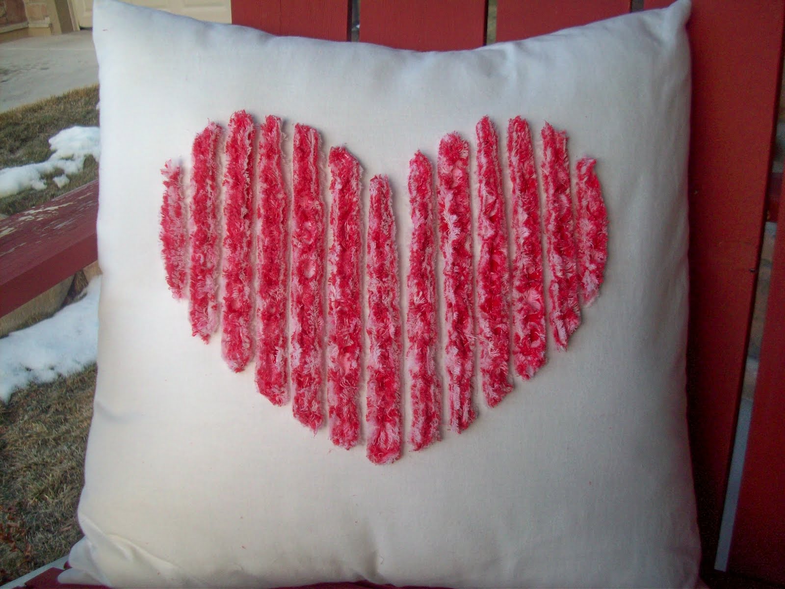 LaBelladiva Heart Pillow Faux Chenille Technique