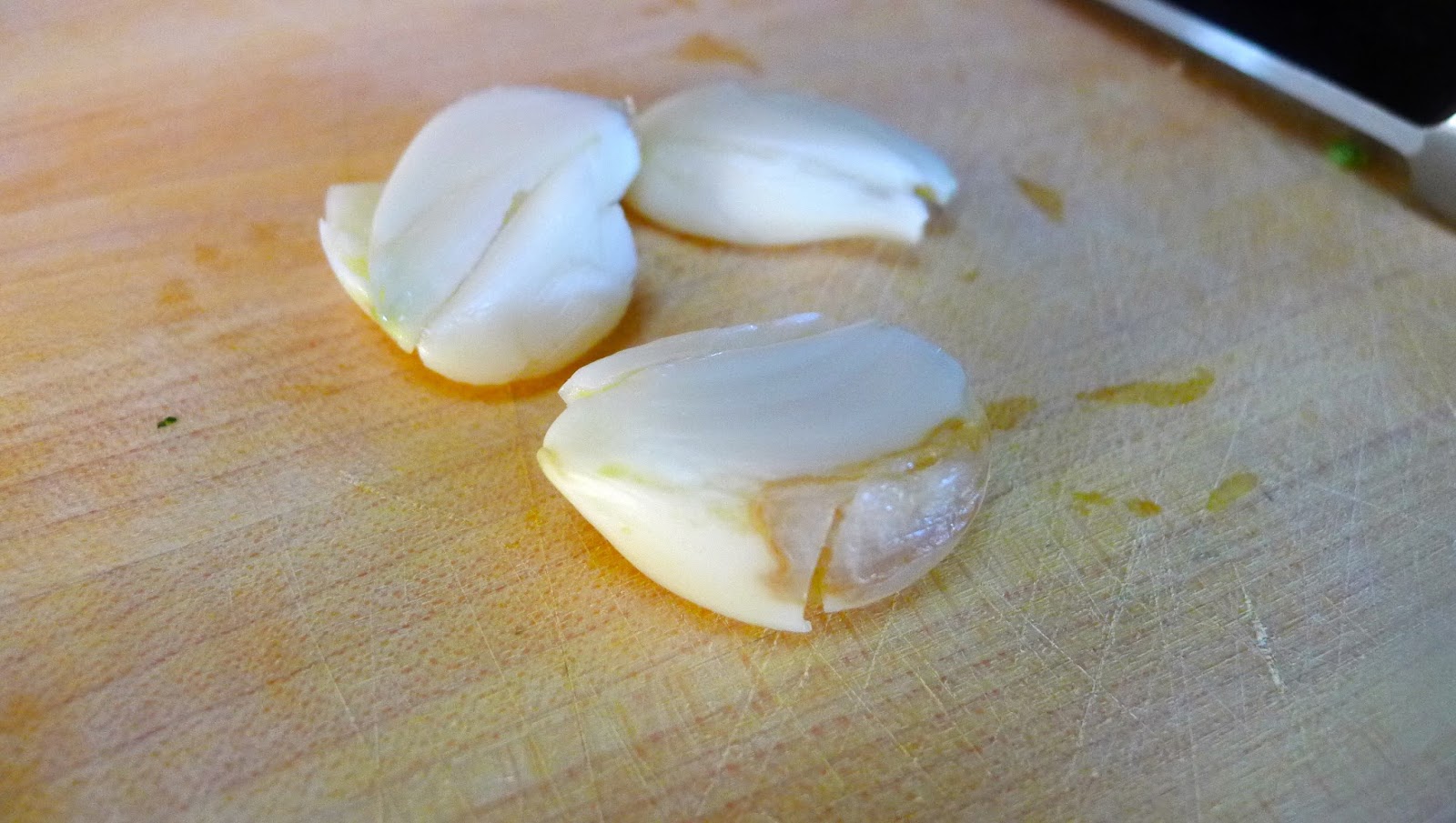 newFOOD tuesdayz Garlicy Lemon and Marjoram Butter