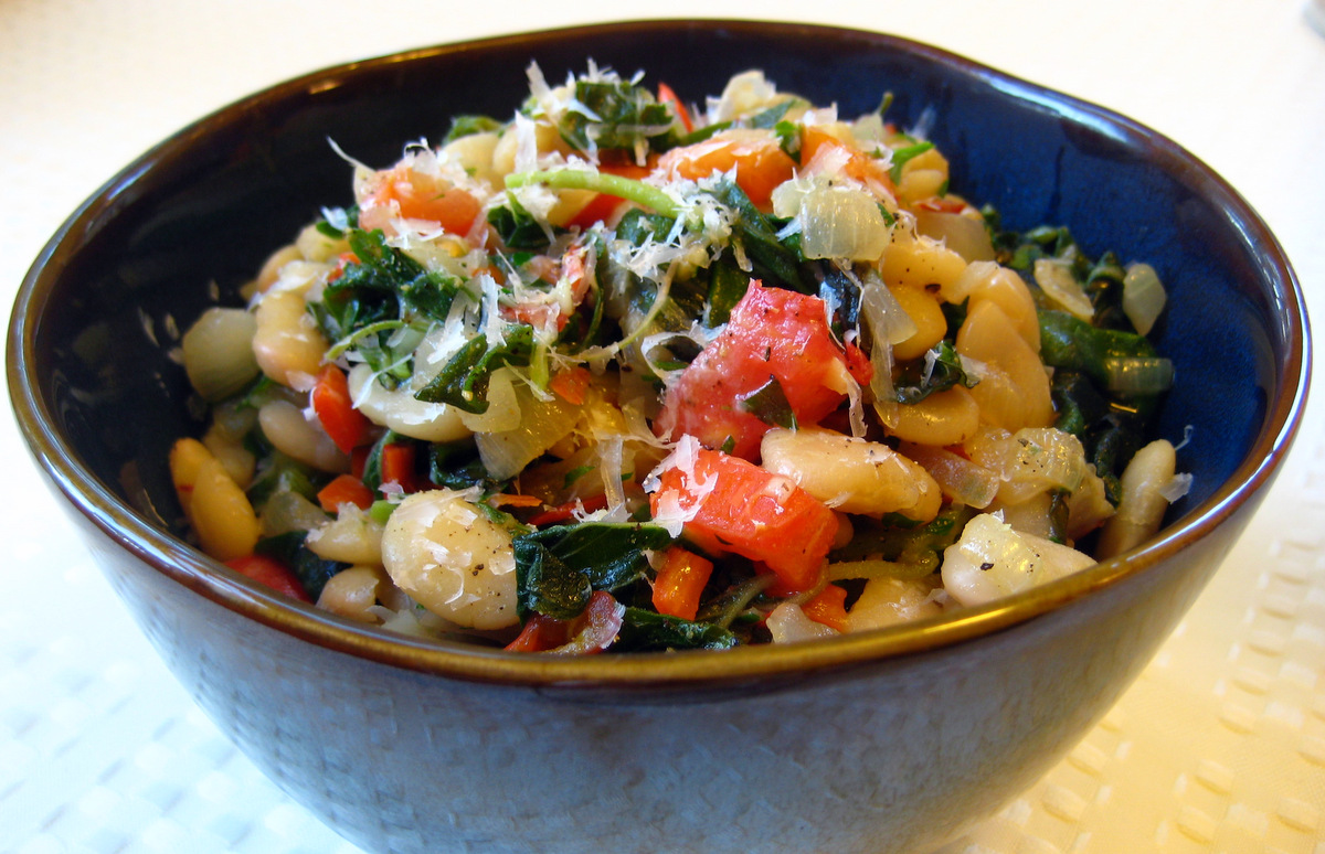 Cook Food. Mostly Plants. Butter Beans with Sweet Peppers and Tomato