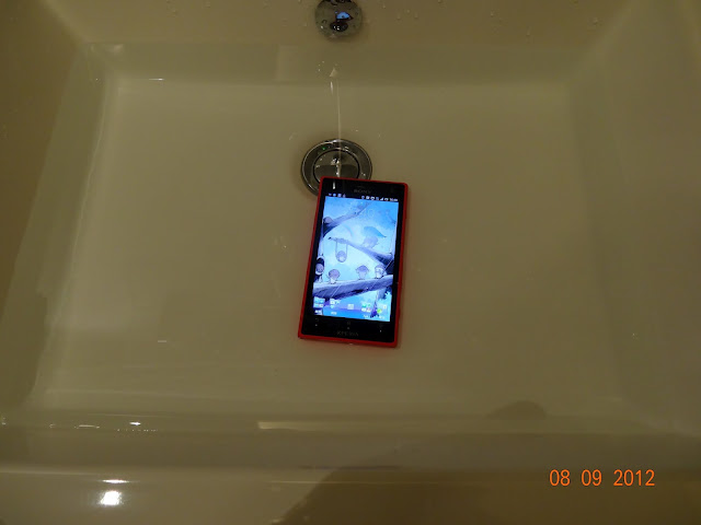 [開箱分享] SONY Xperia Acro S 桃紅機