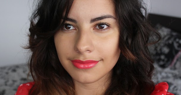 Messy Waves and Bright Lips | The Beauty Milk Messy Waves and Bright Lips | The Beauty Milk
