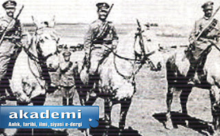 Birinci Dünya Savaşı sonrası dağıtılan Yahudi Lejyonu yerine Filistin'deki İngiliz Ordusu içinde kurulan İlk Yudealar (First Judeans) isimli Yahudi Lejyonu. Birinci Dünya Savaşı sonrası dağıtılan Yahudi Lejyonu yerine Filistin'deki İngiliz Ordusu içinde kurulan İlk Yudealar (First Judeans) isimli Yahudi Lejyonu.