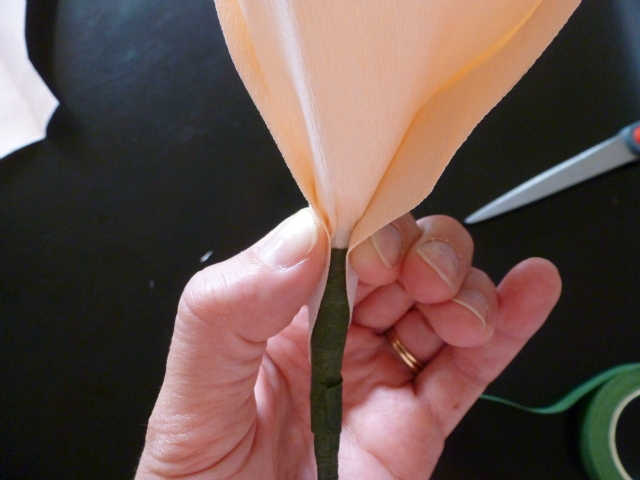 DIY-Crepe-Paper-Flower-Tutorial DIY-Crepe-Paper-Rose-Tutorial