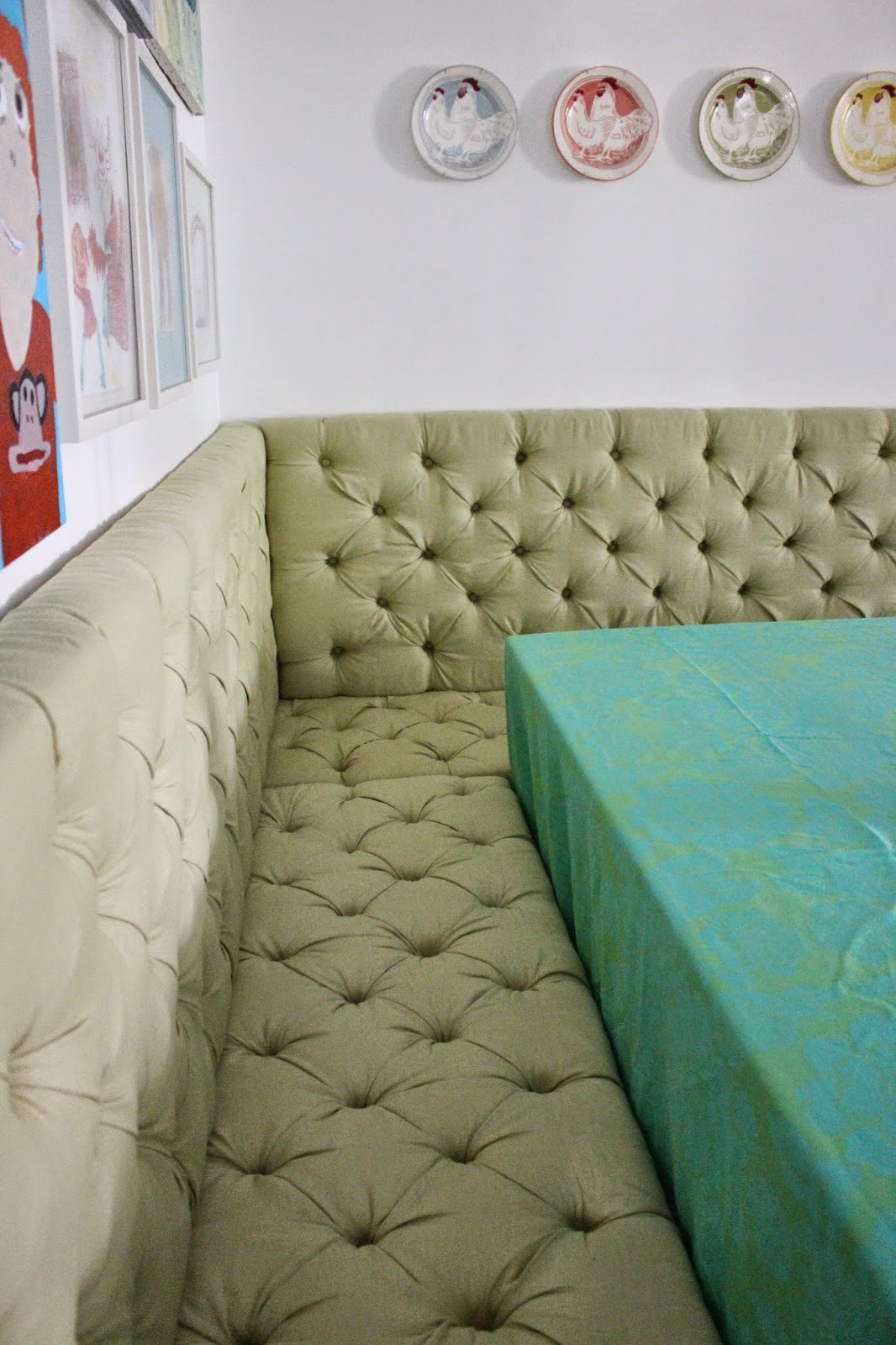Back on Festive Road DIY kitchen banquette reveal