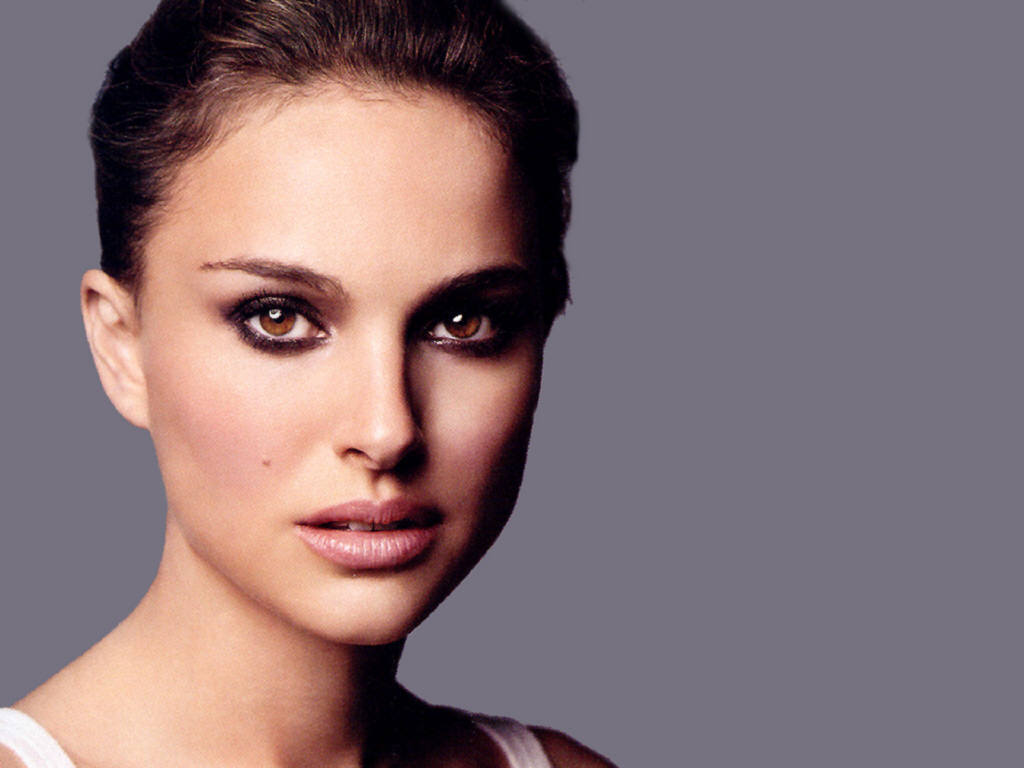 http://4.bp.blogspot.com/-FNunkc2efzM/T6ScfL6bmgI/AAAAAAAAKqA/-w8OGgxMjWw/s1600/Natalie-Portman-natalie-portman-14651776-1024-768.jpg