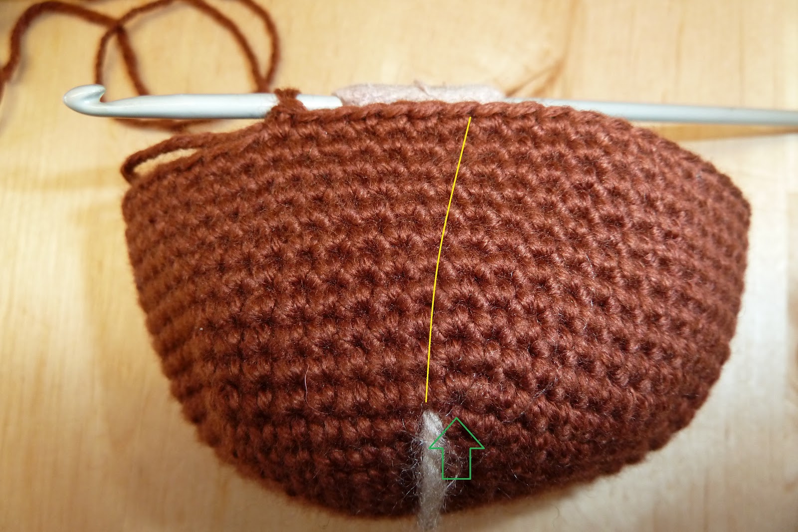... Mama Sanchez busy...: Crochet - working doubles in continuous rounds