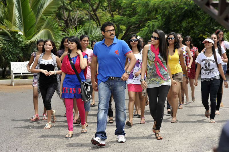 Body Guard Telugu Movie Photos Stills show stills