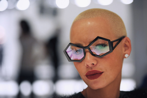 reak up with Kanye west amber rose and kanye west break up. reak up with Kanye west