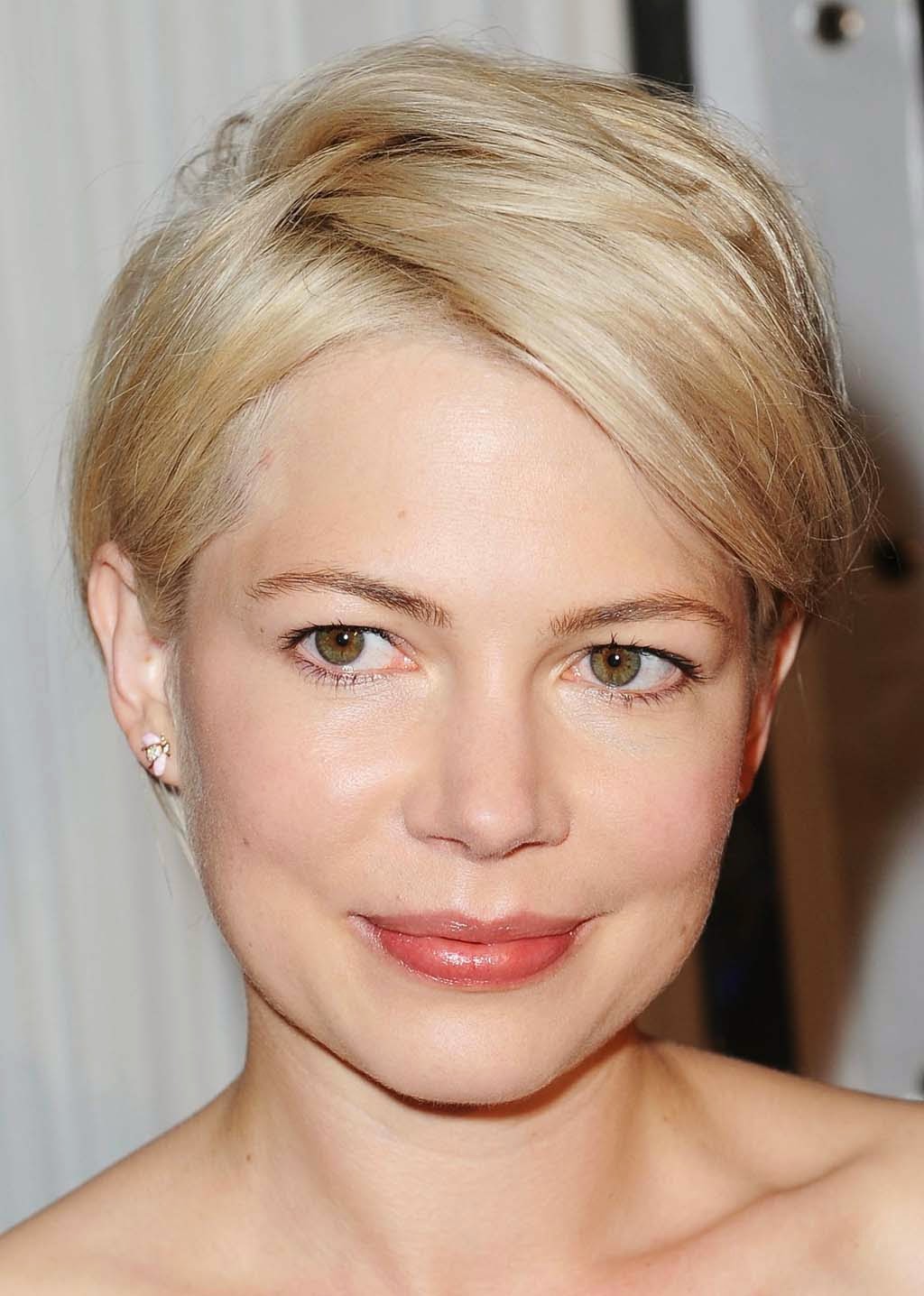 73  Short hair cut for ladies with round face for Women