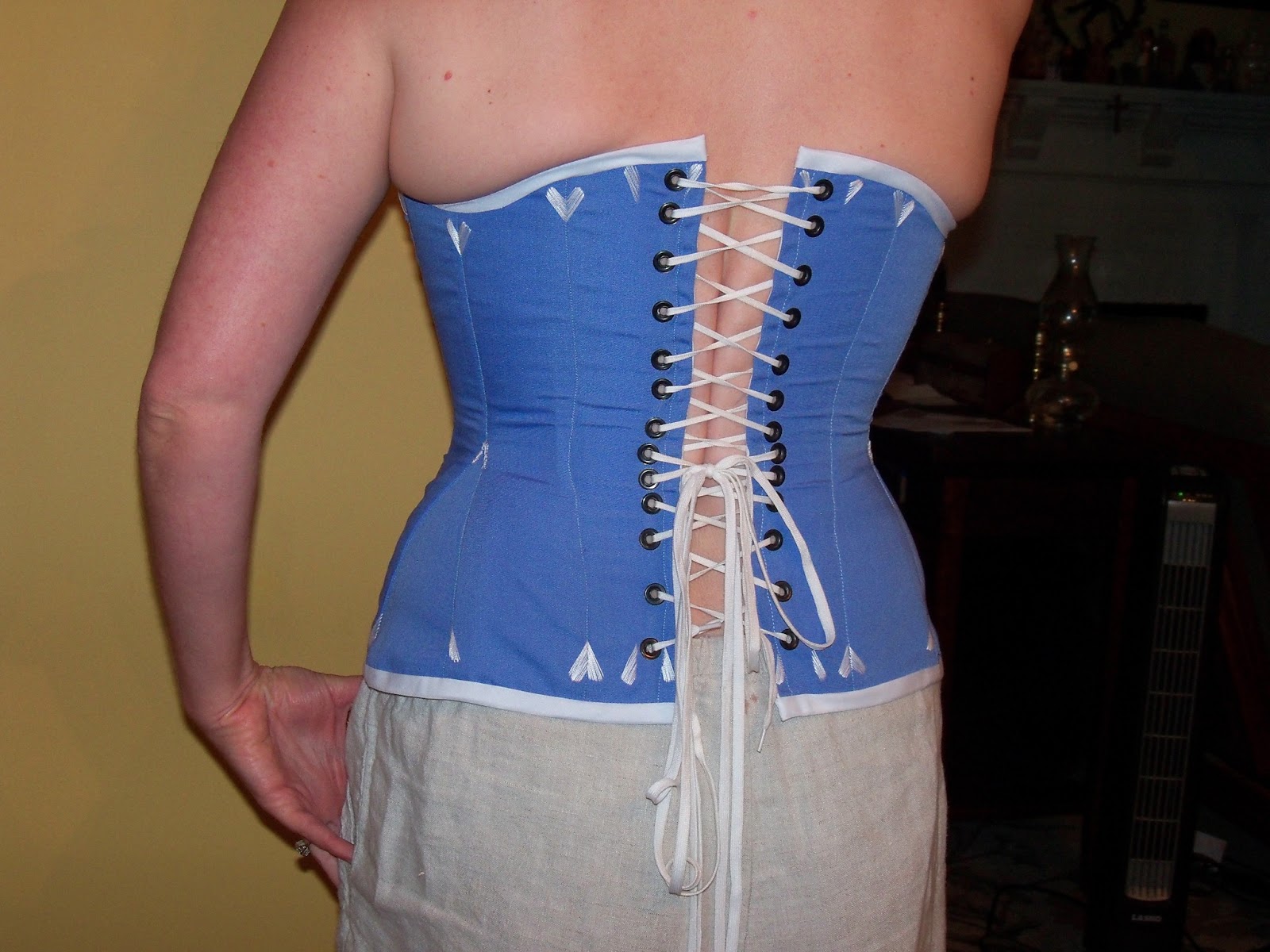 sewing to distraction Finally! Corset success! (Historical Sew