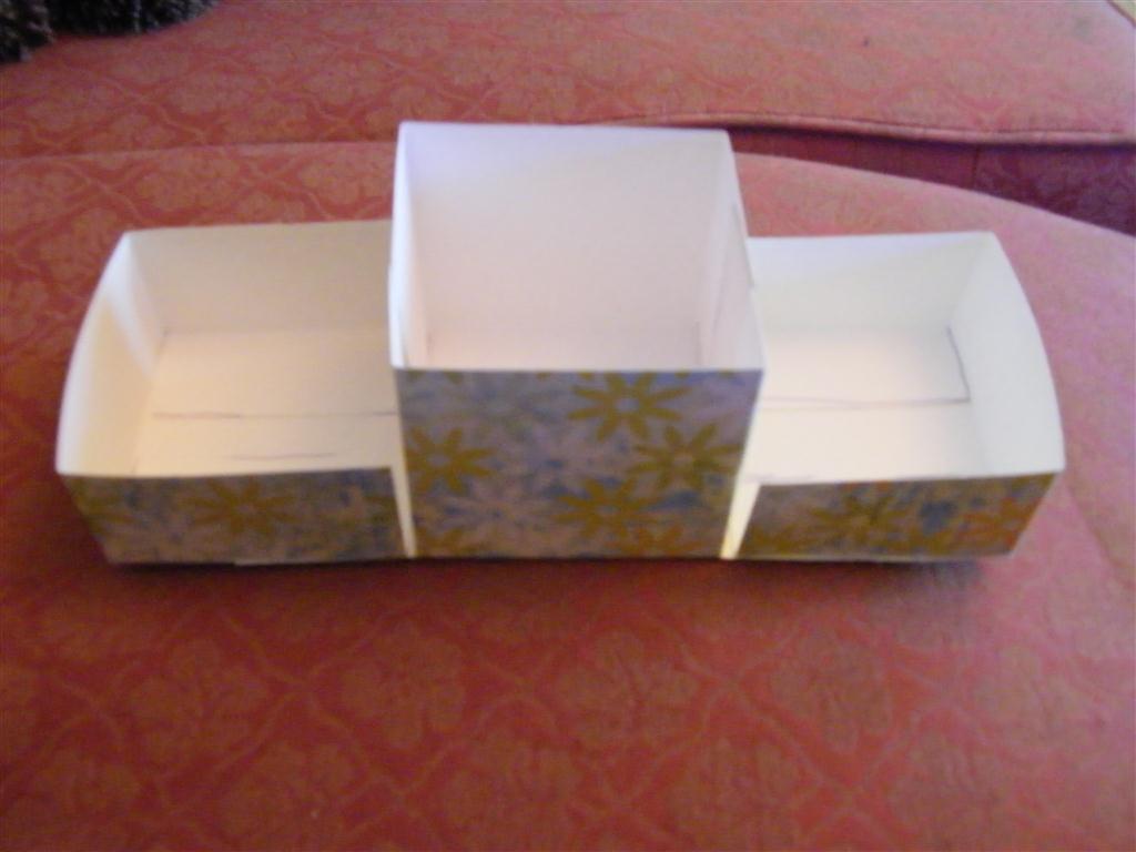 Crafting for Fun.. Origami Box with Lid, made out of one piece of