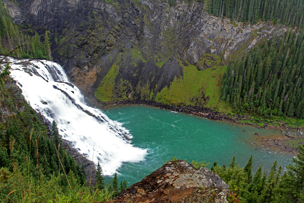 John and Aileen on the road A VISIT TO TUMBLER RIDGE AREA