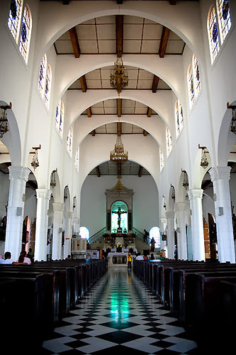 Interior de la Iglesia de Juayúa, Sonsonate