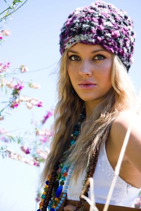 crawgirl.com hippie girl with flowers