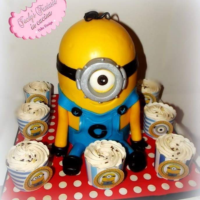 Minions cake