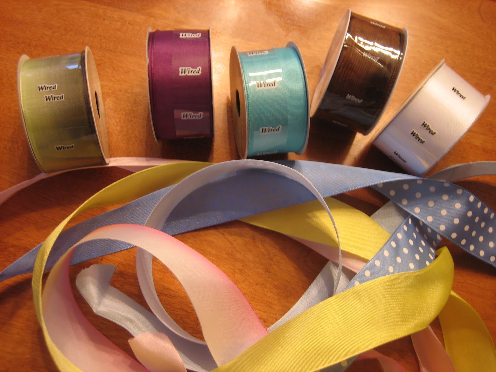 Elizabeth & Co. Spring Ribbon Pins