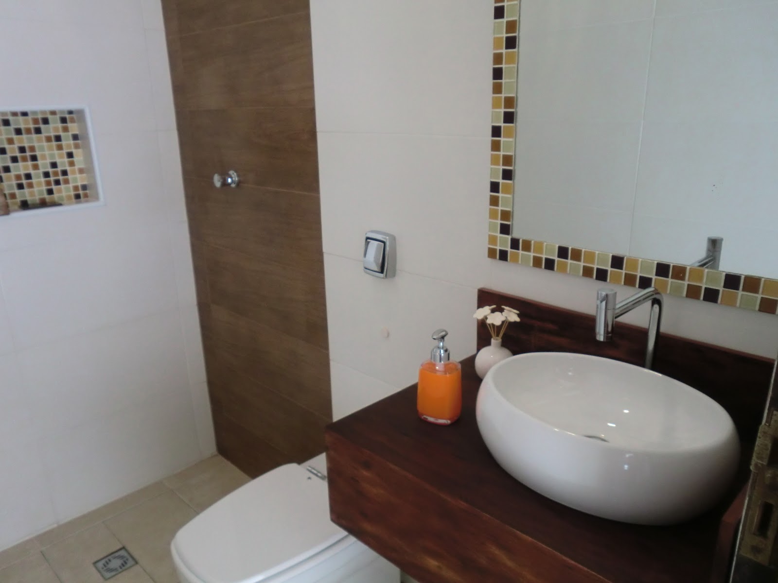 Banheiro Pequeno reformado por menos de 2mil na Revista Minha Casa Casa e -> Reformar Banheiro Pequeno Pouco Dinheiro Banheiro Pequeno reformado por menos de 2mil na Revista Minha Casa Casa e -> Reformar Banheiro Pequeno Pouco Dinheiro