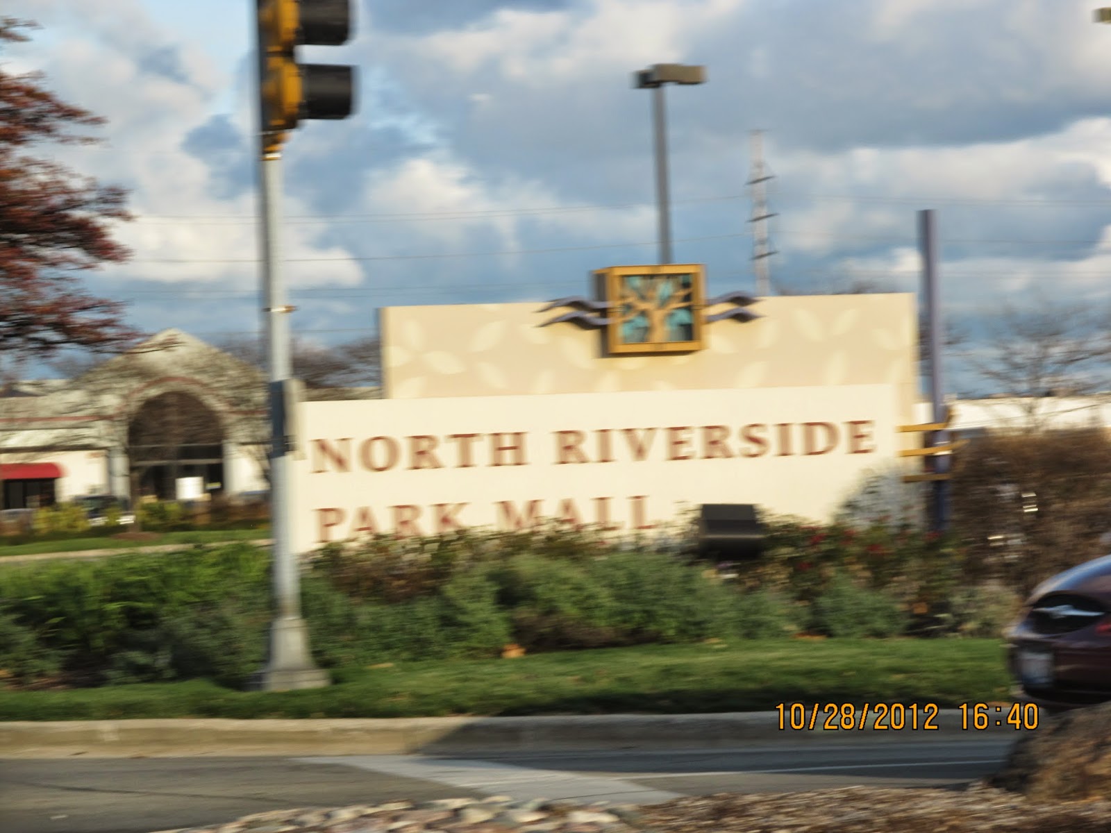 Ax falls for Sears at North Riverside Mall - Riverside Brookfield Landmark