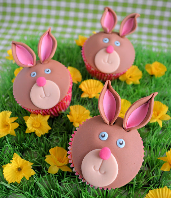 http://4.bp.blogspot.com/-FXGFOVd1EMs/UUYhfQOwENI/AAAAAAAAD_Y/XwmHS8t1-sg/s640/konijnen+cupcakes+1a.jpg