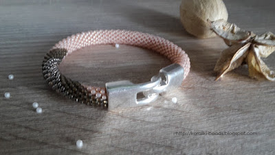 Crochet bead bracelet of tiny beads Toho