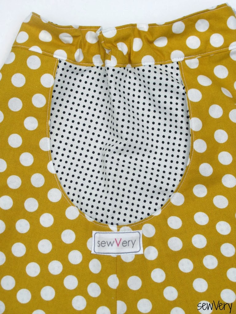 sewVery Swing Skirt(s) + Giveaway