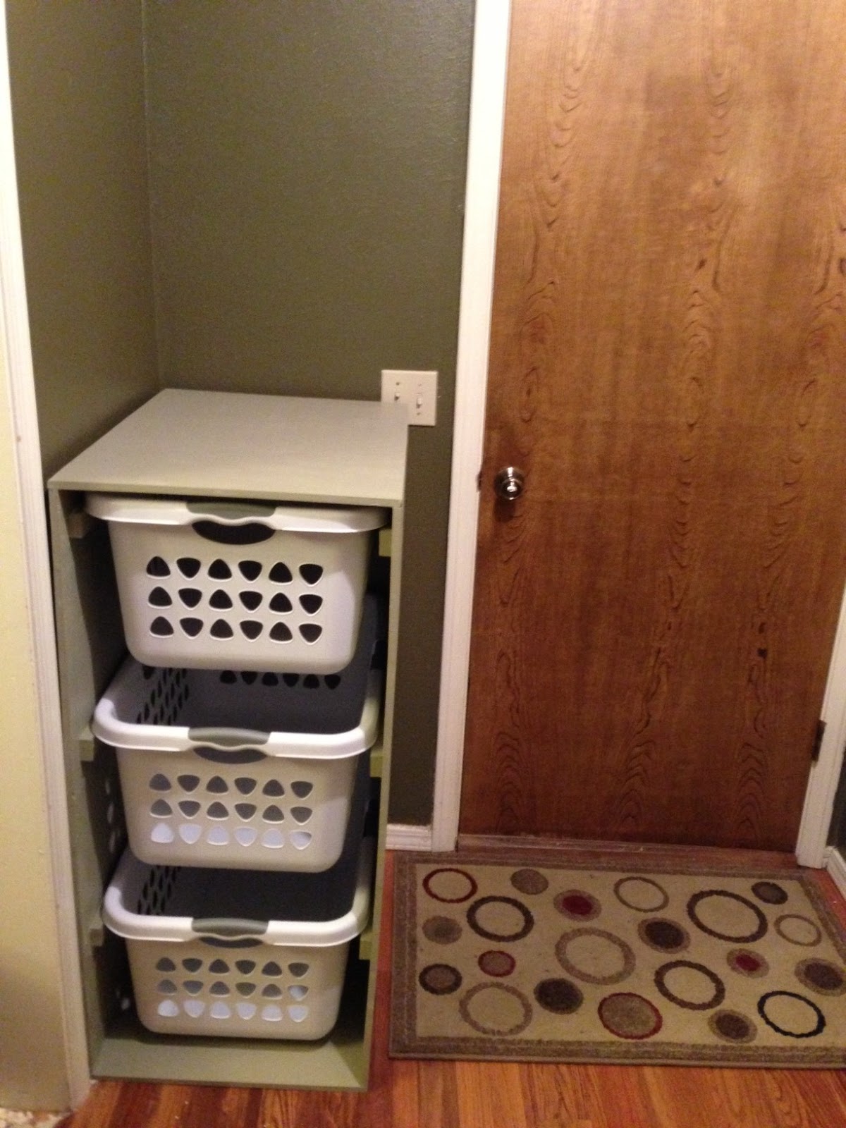 Wilker Do's DIY Laundry Basket Holder