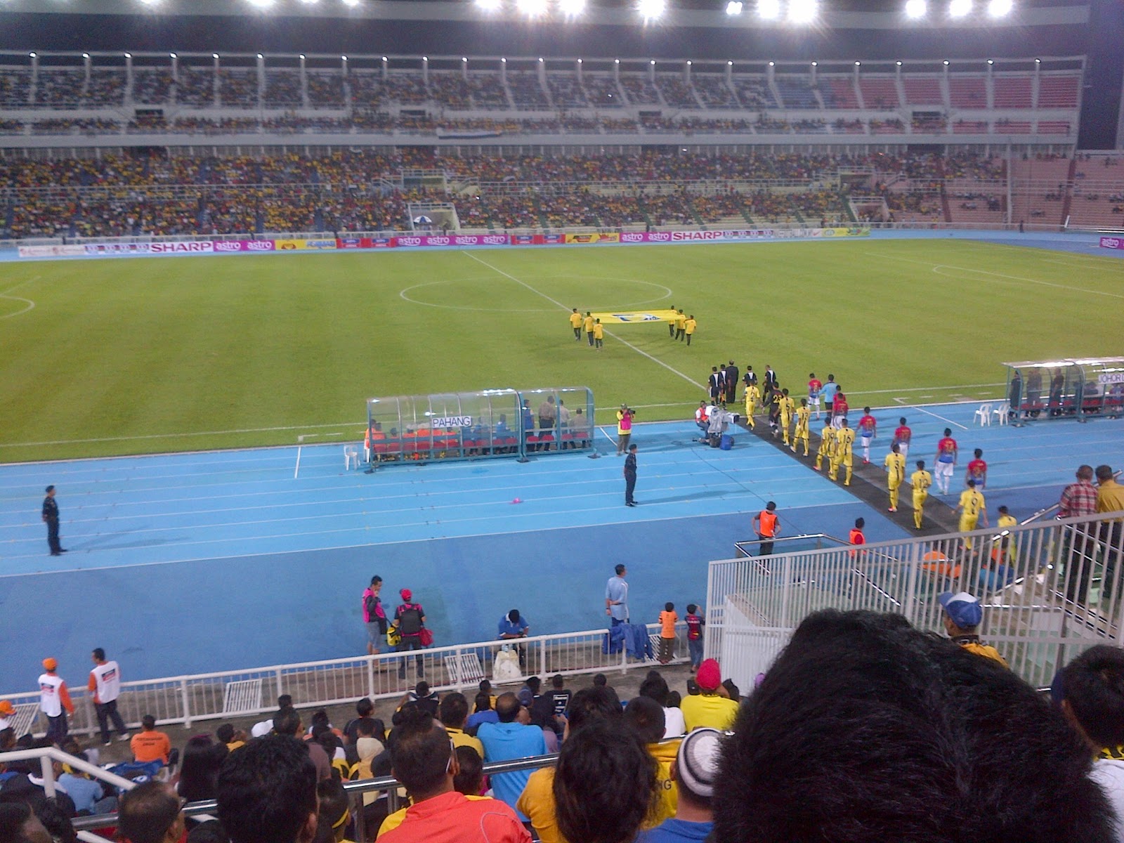 http://4.bp.blogspot.com/-F_pS6XGV_yM/UO57aUC8VXI/AAAAAAAADOk/H2SB7-vx814/s1600/Liga+Super+-+Pahang+vs+Johor+Darul+Takzim+FC2.jpg