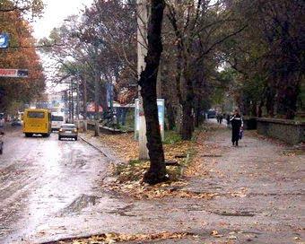 Дорога к площади Куйбышева в Симферополе Дорога к площади Куйбышева в Симферополе