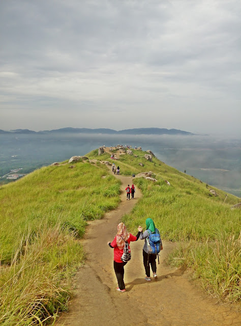 belogtakcool.blogspot.com broga hill