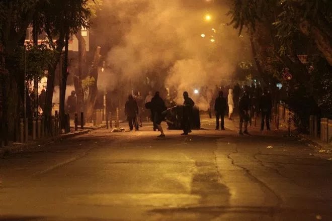 Τι συμβαίνει στην Αθήνα; Από τους 14 συλληφθέντες για τα επεισόδια μόνο 3 είναι Έλληνες! Τι συμβαίνει στην Αθήνα; Από τους 14 συλληφθέντες για τα επεισόδια μόνο 3 είναι Έλληνες!