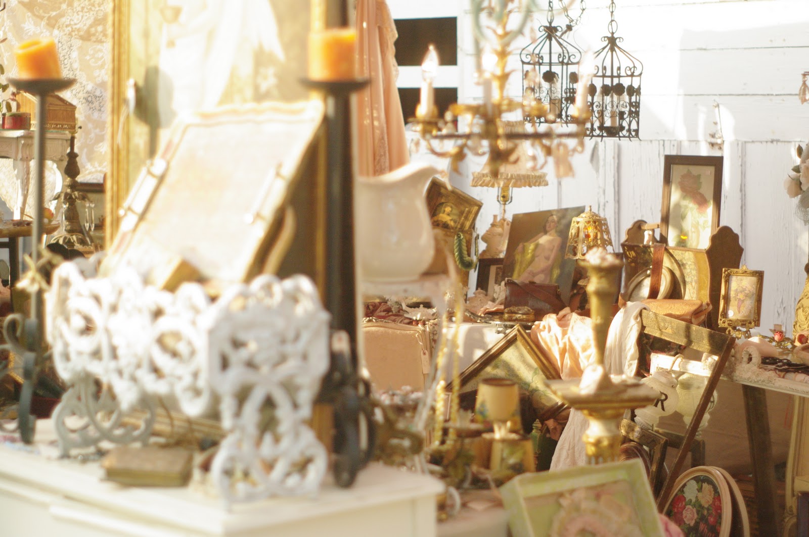 The Round Top Antiques Fair