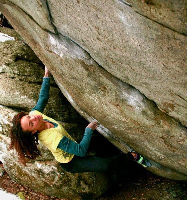 www.boulderingonline.pl Rock climbing and bouldering pictures and news Sending Sisters: Melise Edwards