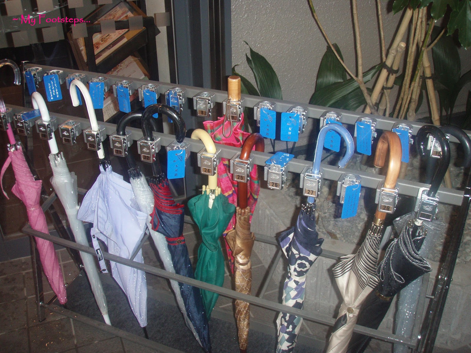 My footsteps... Nippon (3) Umbrella Lock & Weather Forecast