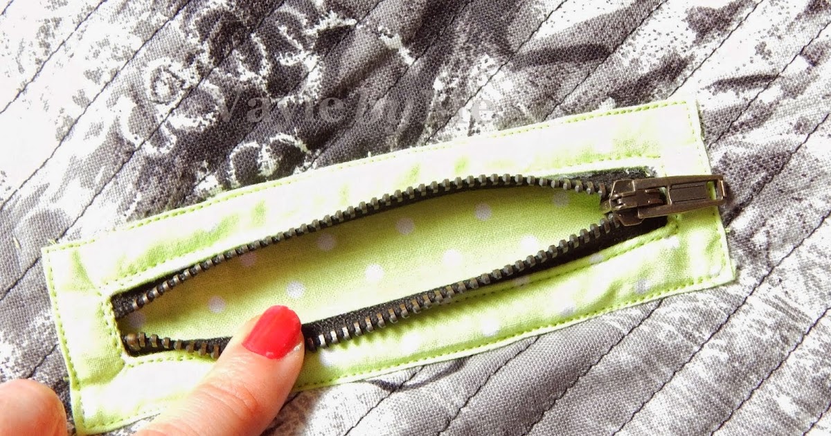 Totally Tutorials Tutorial How to Insert a Zipper