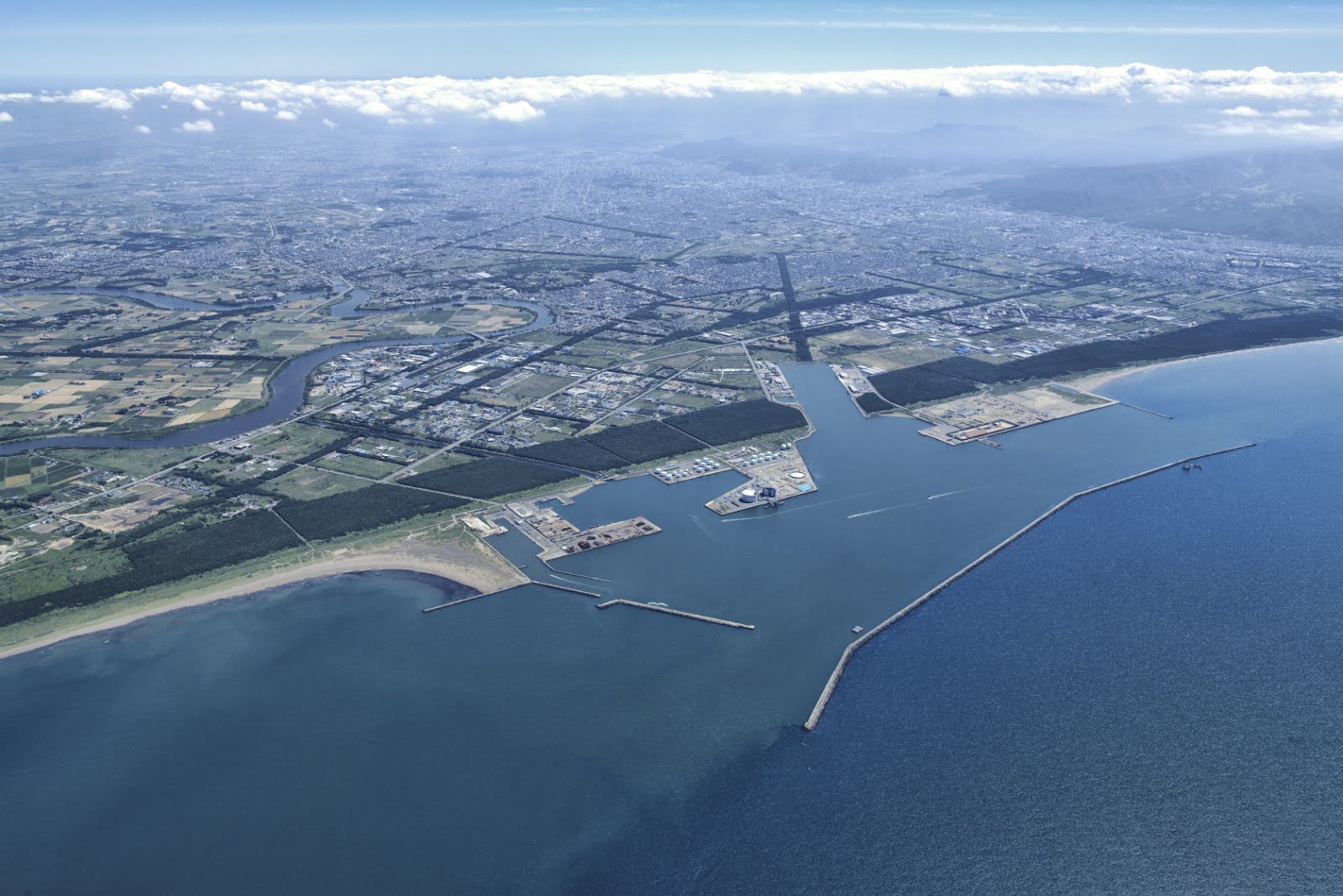 Ishikari Bay New Port