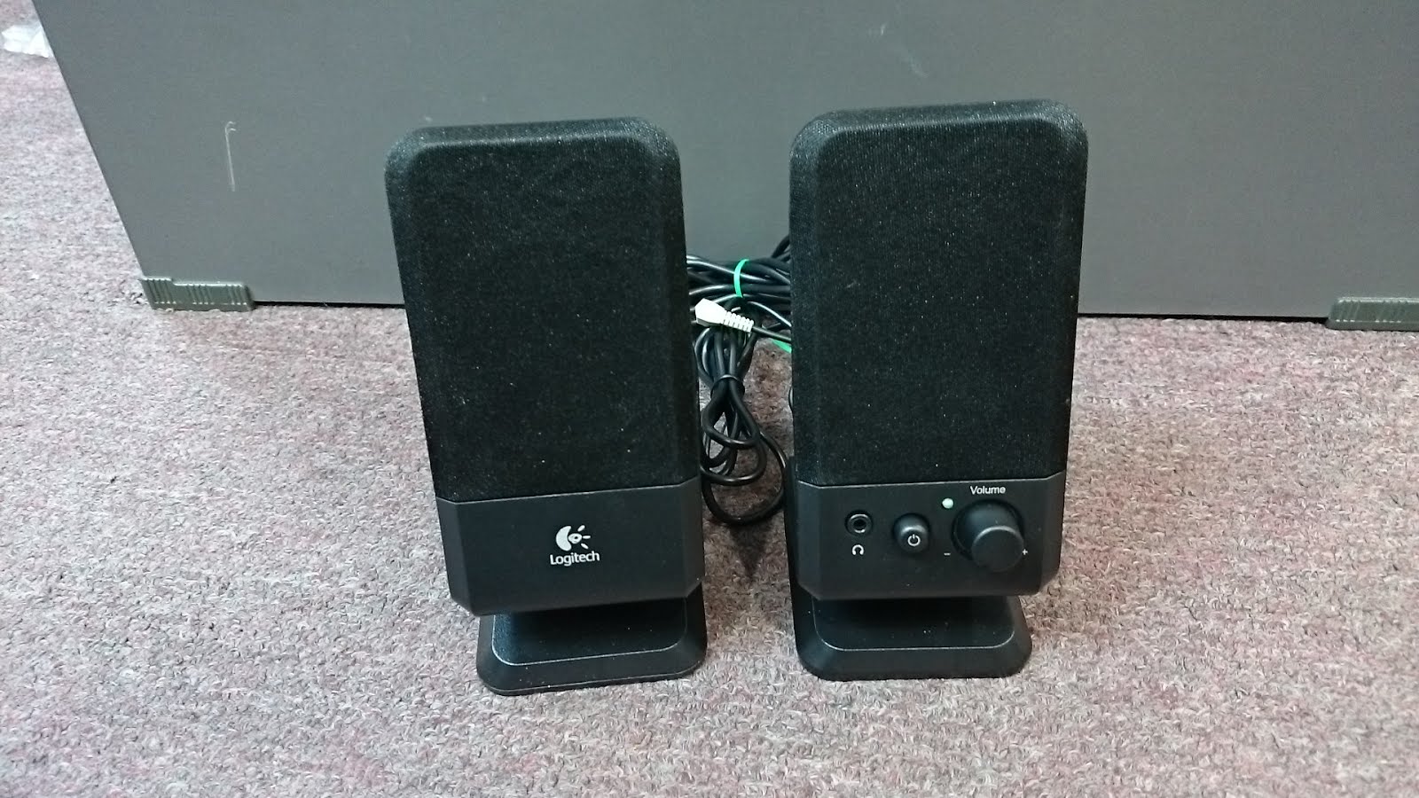 logitech r20
