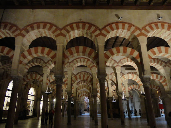 LA IMPRESIONANTE MEZQUITA DE CÓRDOBA