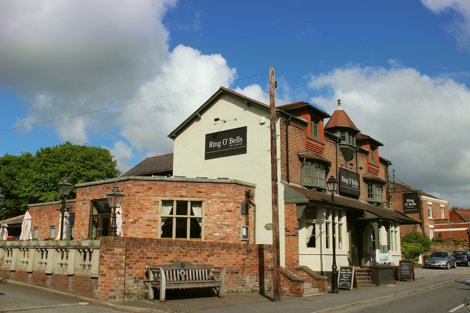 Around Chester Ring O'Bells Christleton