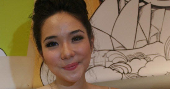 Gisel Jalani Operasi Tumor di Payudara - Tips and Trik Photography