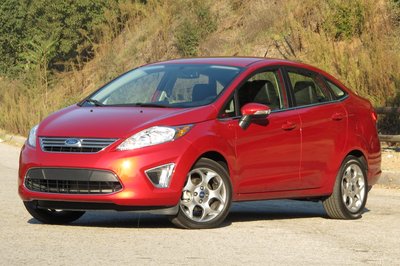 Mobil Ford Fiesta Mobil Ford Fiesta
