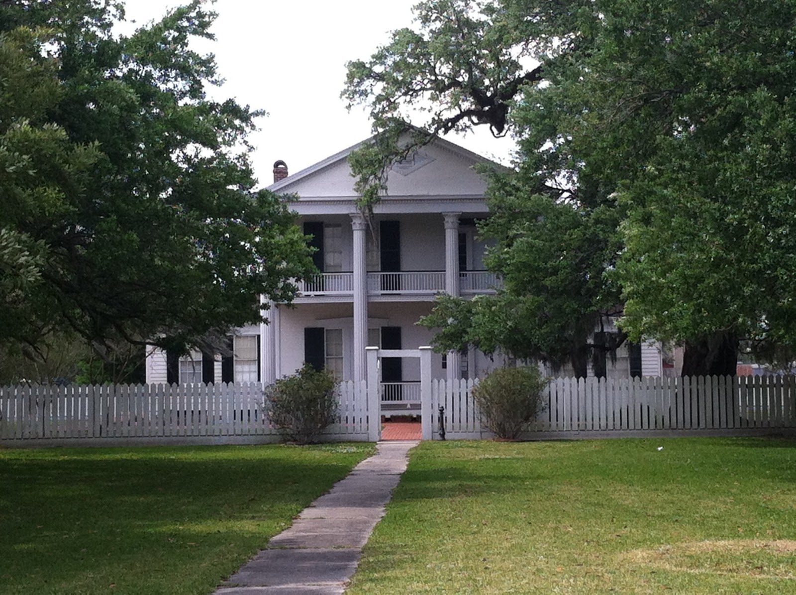 Along the Bayou Teche in Southern Louisiana