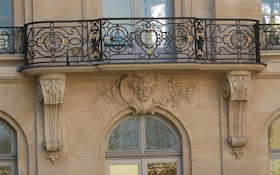 Balcon de l'hôtel de Chimay 7 quai Malaquais à Paris