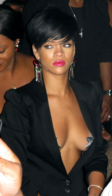 Rihanna+(7)