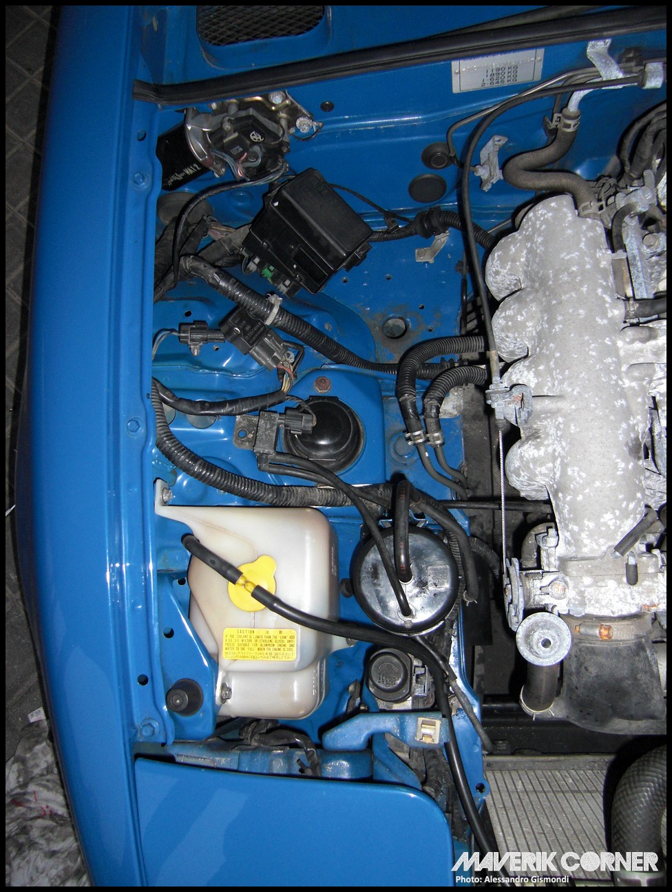 Maverik Corner MX5 NA Rebuild Engine Bay Cleaning 2