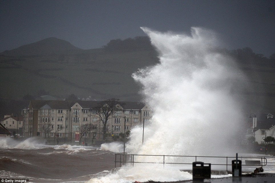 >SCOTLAND ENDURED 170 MPH ATLANTIC STORM CAUSING WIDESPREAD DISRUPTION