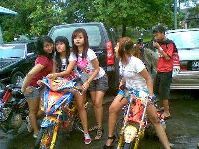 Foto Nakal ABG Cewek Cabe-Cabean Foto Nakal ABG Cewek Cabe-Cabean