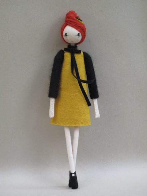 Sarah Strachan dolls